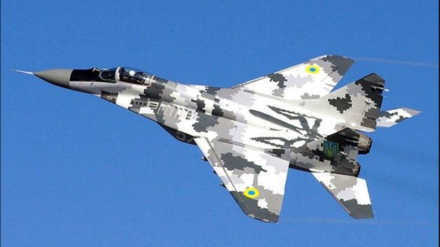 Российские войска ударом по аэродрому уничтожили украинский самолет