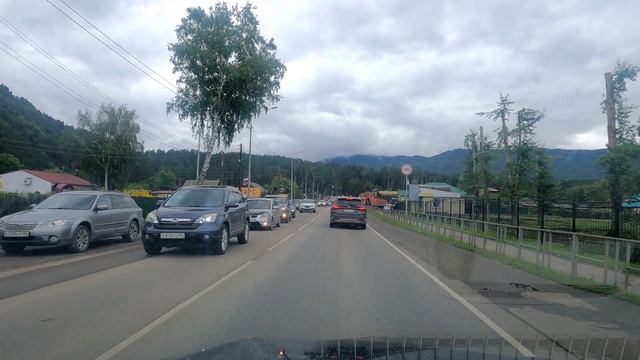 Дорога через село Манжерок,Республика Алтай
