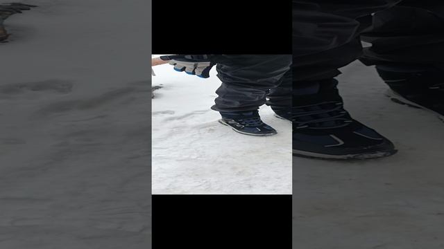 Новые ботинки Арсения