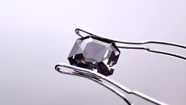 1.68 ct. Шпинель Грозовая, октагон. Мьянма