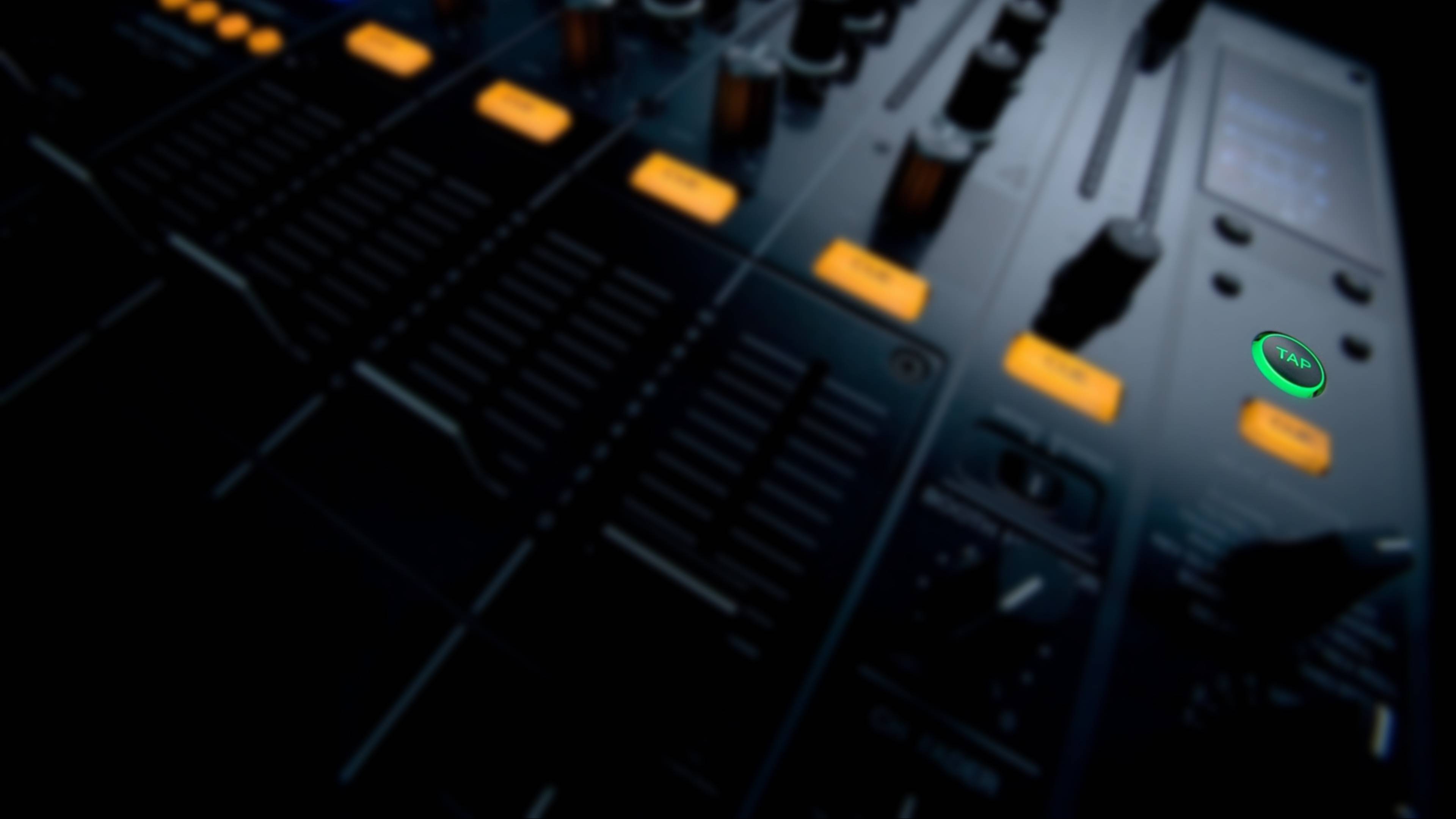 V.S.- Deep Sound - Dark Progressive Deep House (April 2015)