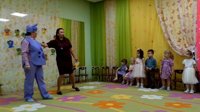 утренник для мам у Катюши в группе