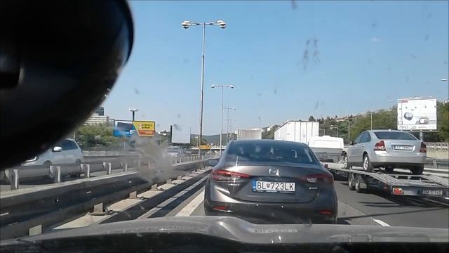 Опять пробки. Братислава, Словакия