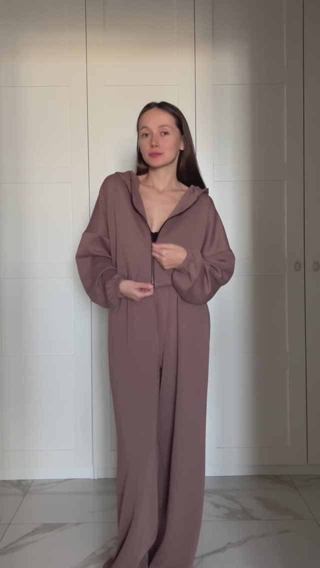 Классный хлопковый костюм с WB