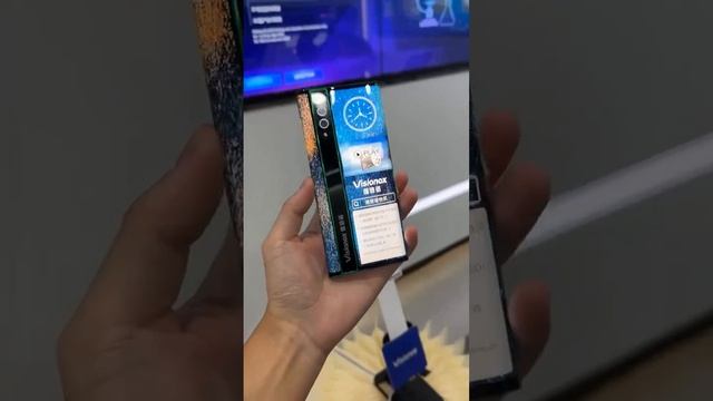 📱 Смартфон с бесконечным экраном от компании «Visionox»