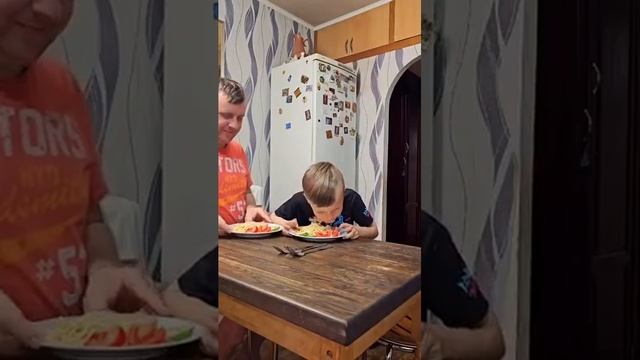 Смышлённый пацан! Нигде не пропадёт!