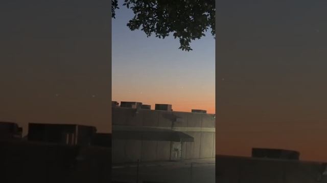 Утреннее небо над США 22.11.24
