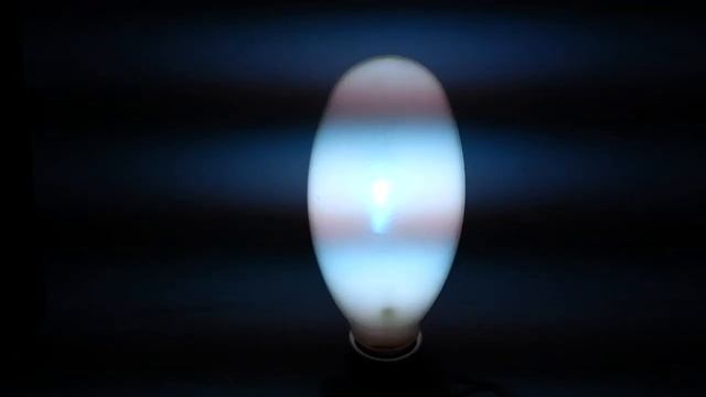 Дуговая ртутная лампа малой мощности от американского PHILIPS. Включение и прогрев.