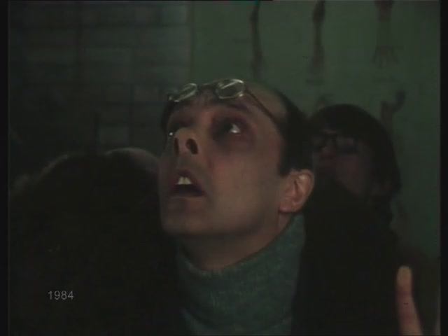 Басни Крылова читает Михаил Козаков (1984) - Мартышка и очки
