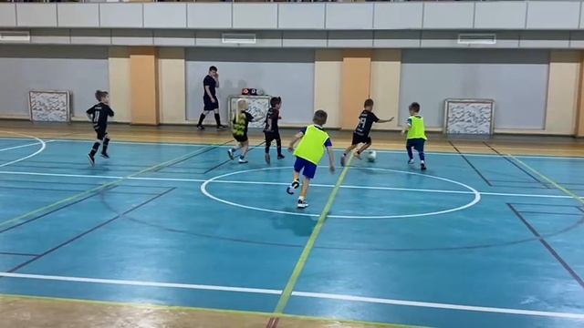 10.11.2024 Академия-2 VS Возрождение (тайм 1)