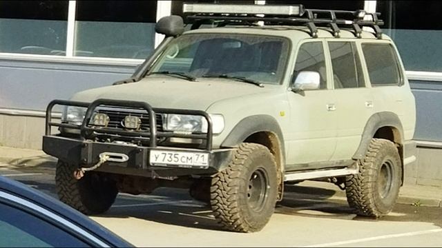 Toyota Land Cruiser off road