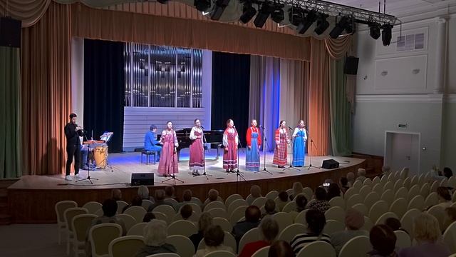 Ансамбль «Дуброва», «Калина» плясовая по сольной версии ансамбля «VDOME»