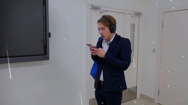 С днëм рождения луномосик🥳🥳