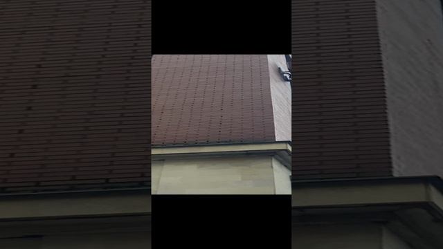 Почему в кирпичной кладке делают небольшие сквозные щели? Для выхода влаги из конструкций. Технадзор