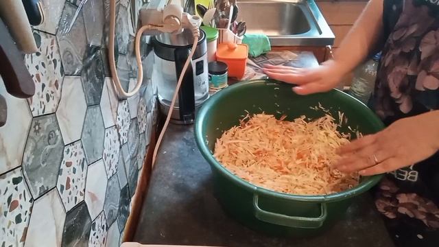 Квасим,солим капусту по семейному рецепту!!!😉😉😉