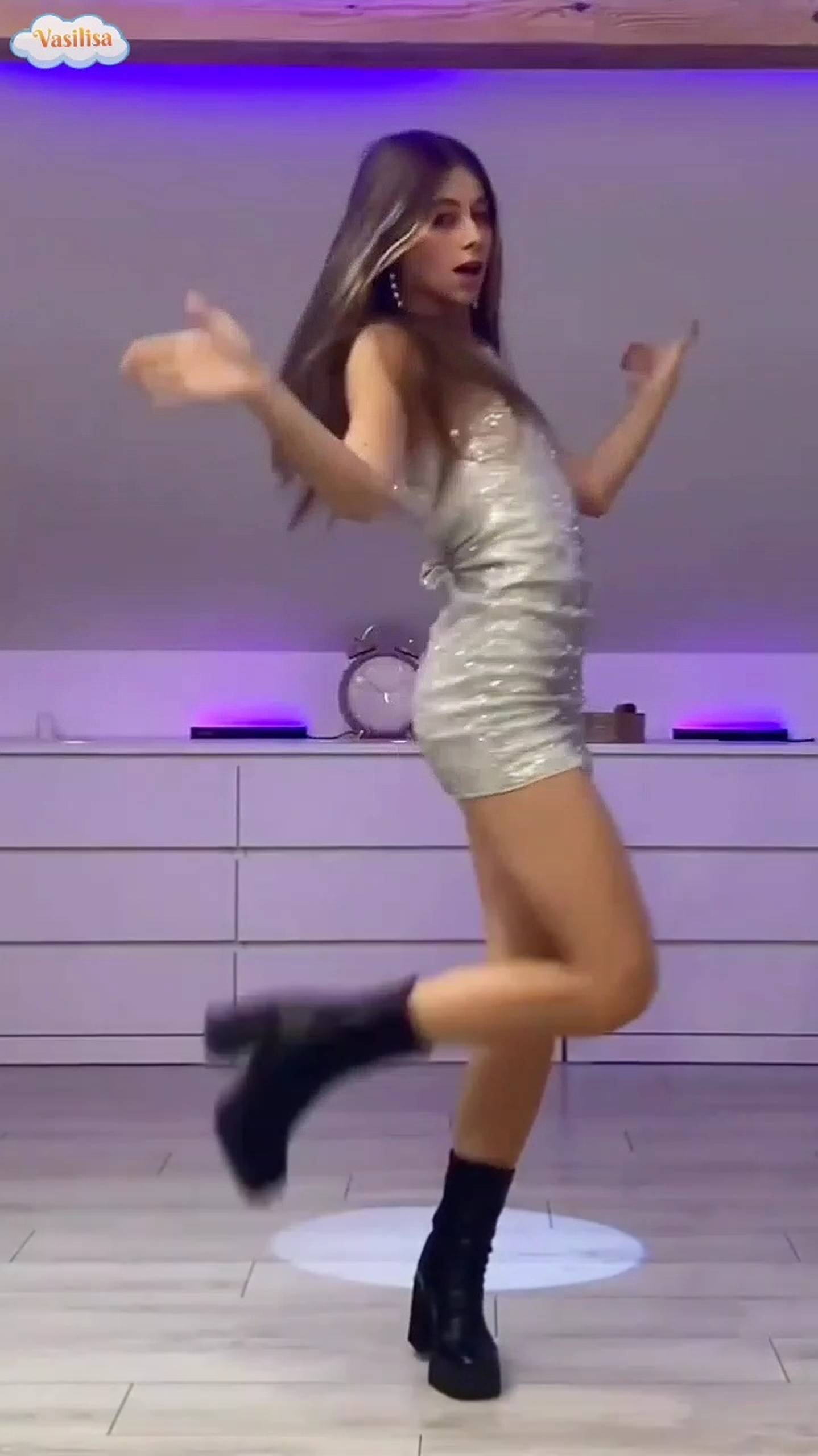 Потанцуем 💖 Танец девушки 💐