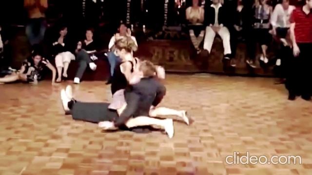 ГАРИК СУКАЧЁВ & SPORTS BALLROOM DANCE - Я МИЛОГО УЗНАЮ ПО ПОХОДКЕ (А.Буга VIDEO) (POP)