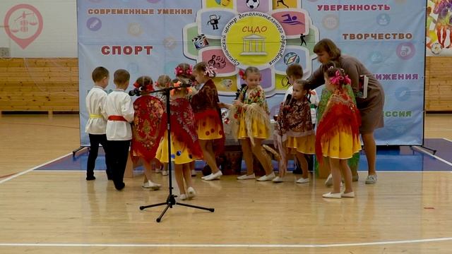 Выступление Д/С "Солнышко" "Посиделки у самовара" на фестивале «Краски»