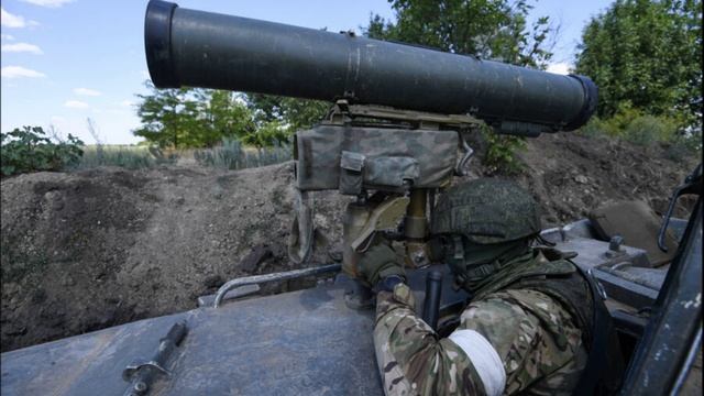 Военкоры сообщили о поднятии российского флага в курском селе