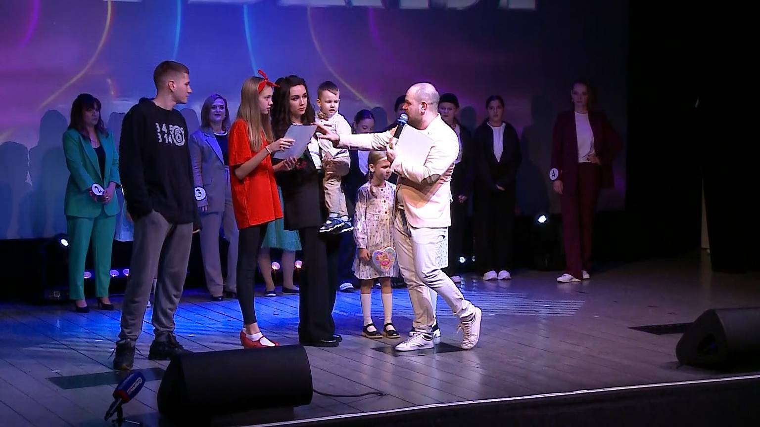 (12+) Женщины, которые вдохновляют: в Марфино определили лучшую маму