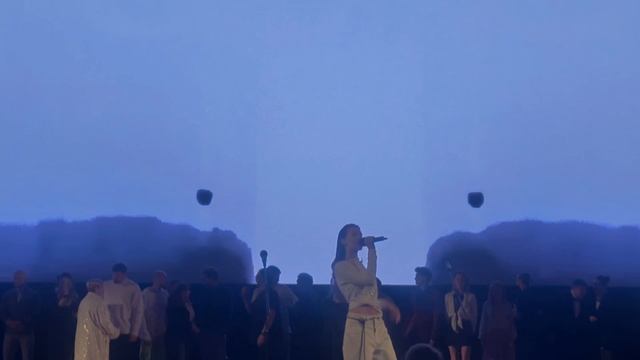 Певица CORA в фильме МАМА