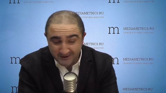 Хирург Давид Назарян поздравляет с Днём матери