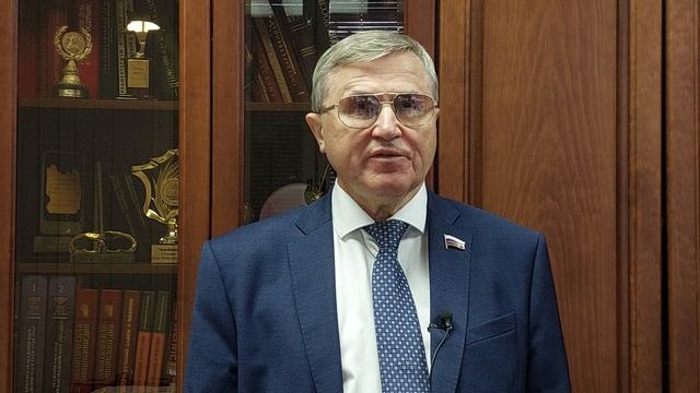 Олег Смолин пожелал плодотворной работы участникам конференции