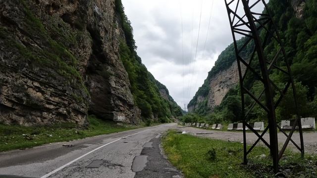 Дорога в село Безенги (18.06.2022)