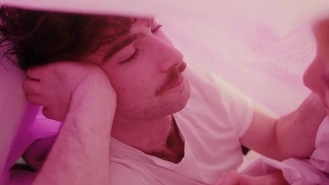ПО ЦЕЛУЙ,ЛЮБВИ,ПРИГОЛУБЬ  -слова Лика Ильинова музыка исполняет Алексей Раджабов