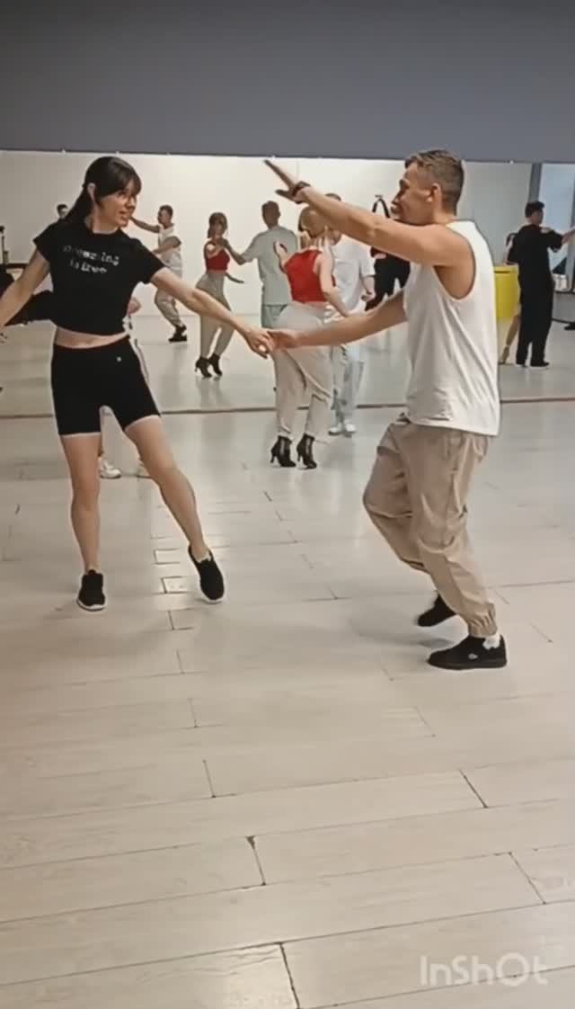 Бачата Bachata Групповая практика 24.11.24