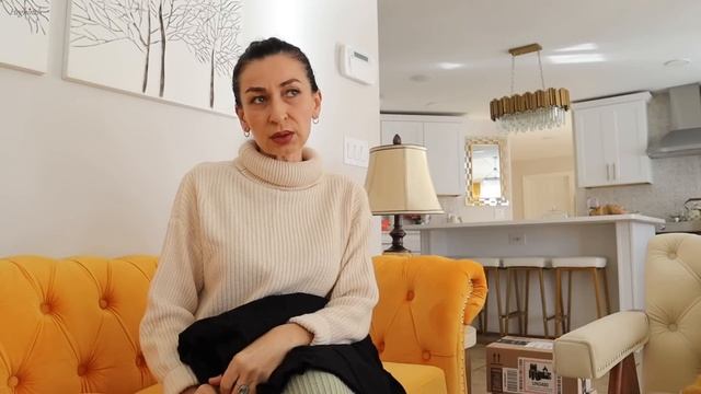 Пробуем Курочку из Бензоколонки У Нас Новый Питомец Одинокая Распаковка Эгине Heghineh