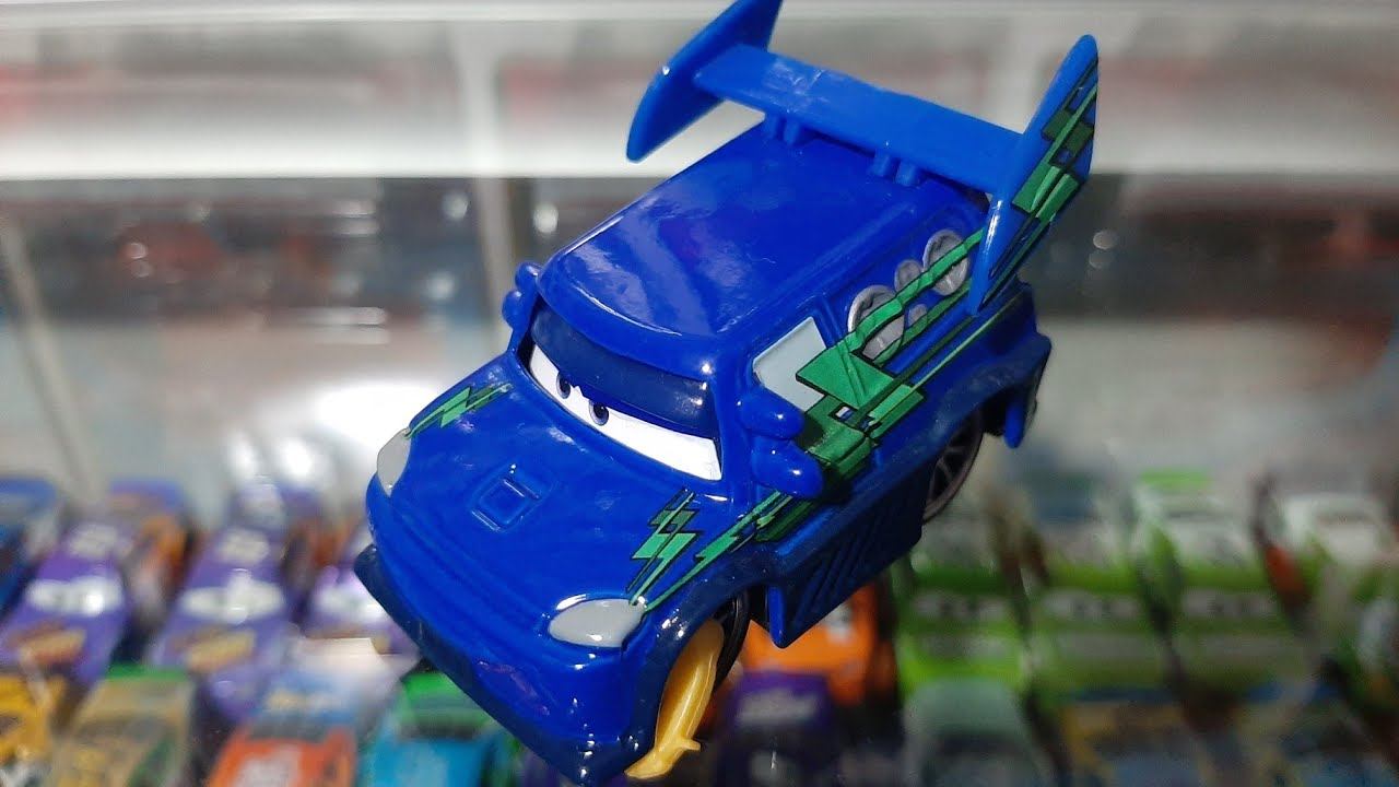 Mattel Disney/Pixar Cars Impound DJ (Delinquent Road Hazard) Tuner Car Radiator Springs 2009 Chase