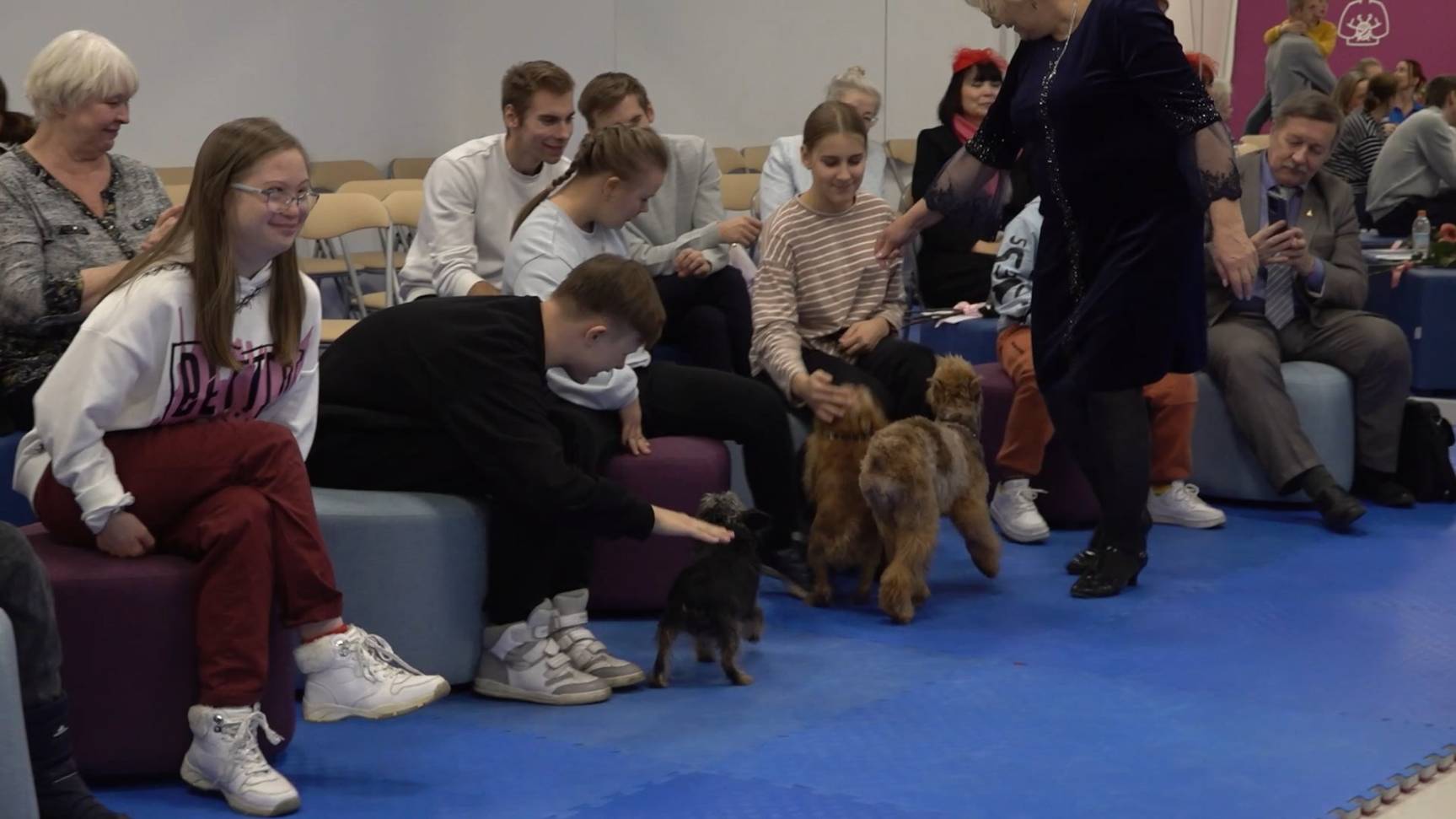 Дрессированные животные порадовали особенных детей в Мытищах