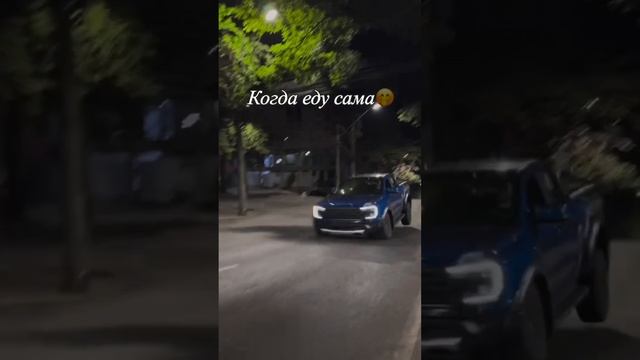 Какая главная помеха справа за рулём ?🤷♀️