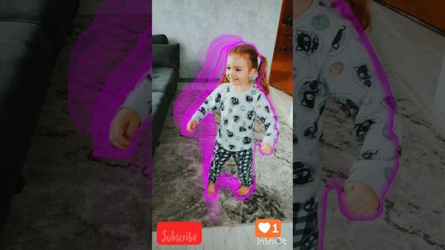 девочка танцулька #shorts