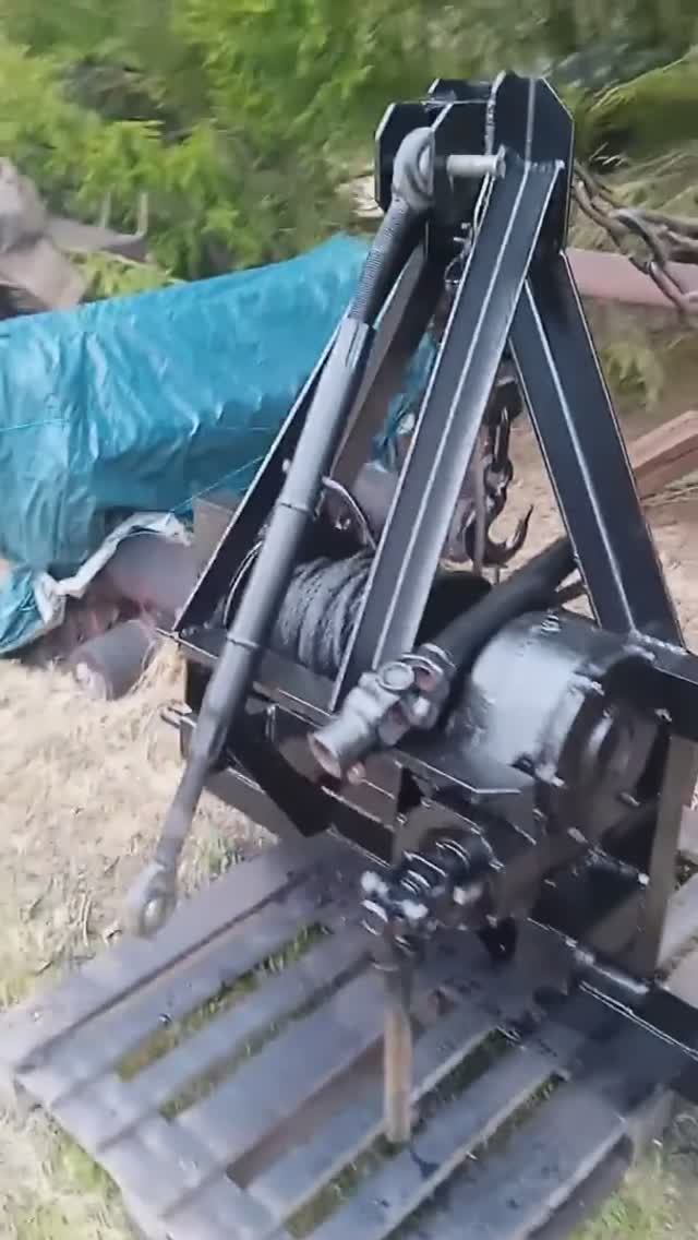 Лебёдка для трактора МТЗ, ЮМЗ .