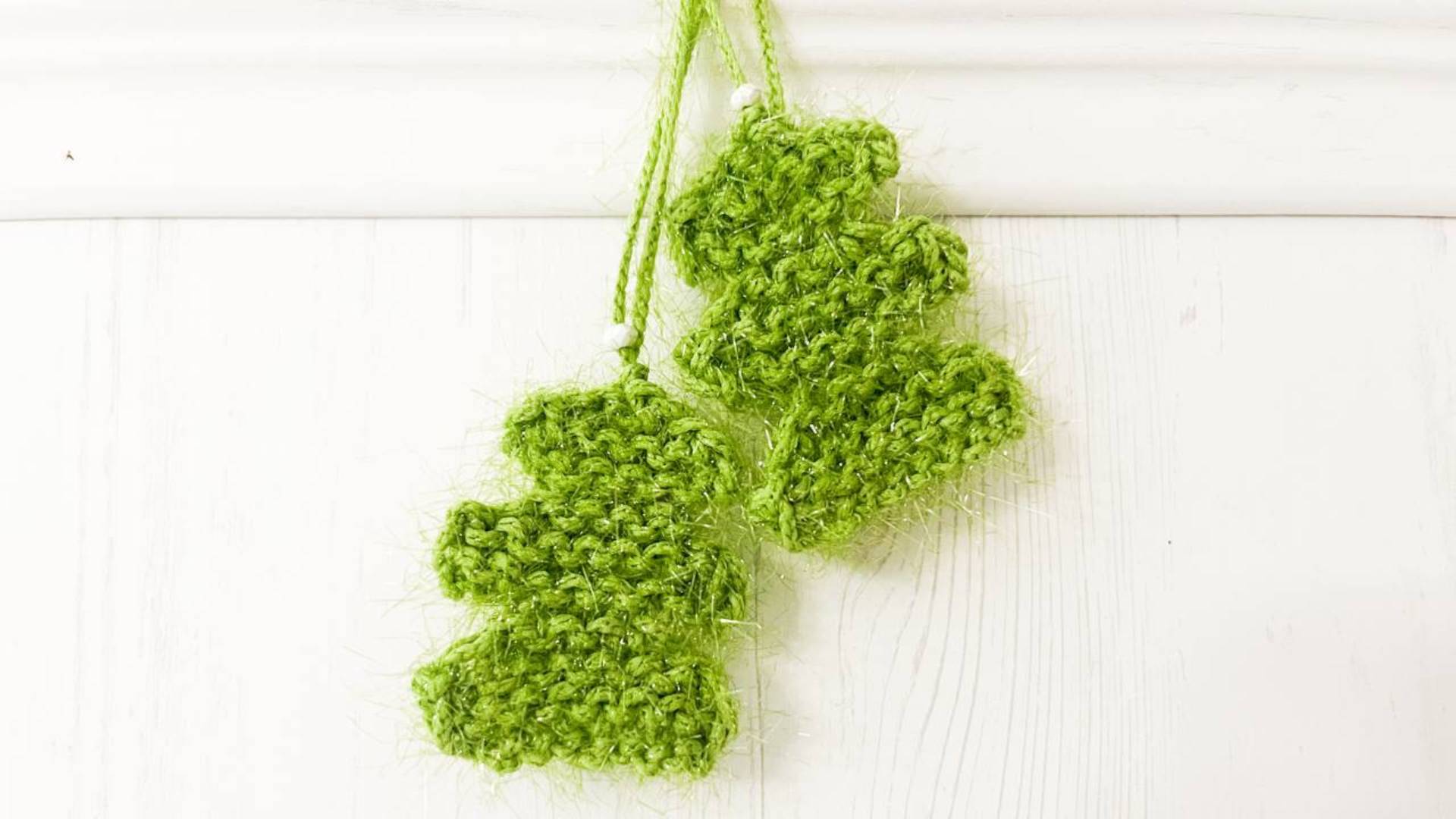 Елка спицами