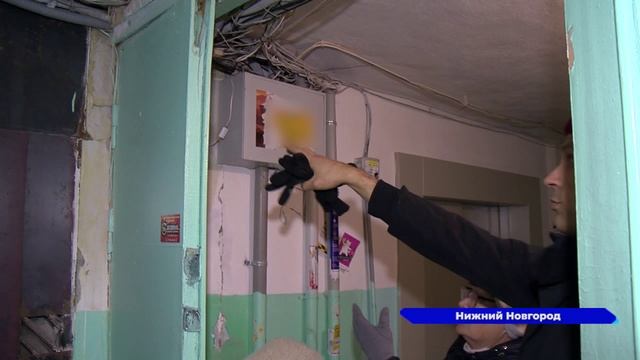 Жители дома №10 на Германа Лопатина жалуются на многочисленные нарушения застройки