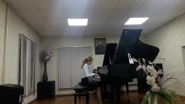 Веремеенко Валерия, ДШИ 4 им. М.А.Балакирева г.Липецк. Г.Свиридов "Старинный танец"