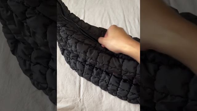 Сумка дутые квадраты черная