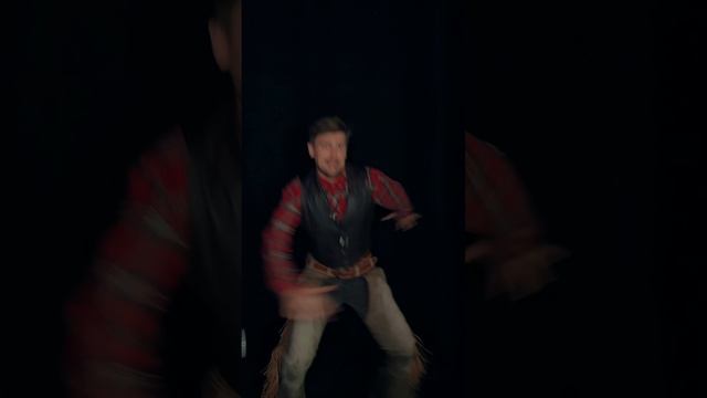 Разгадка тайны о собаке в спектакле «Элементарно, Хадсон! Дело о собаке Б.»