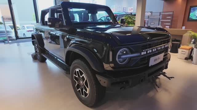 Ford Bronco 2024