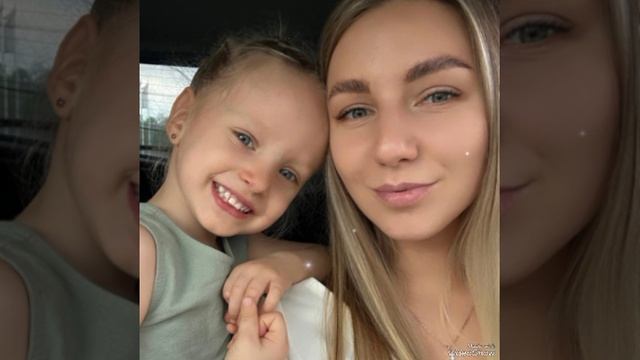 Милые, любимые мамы младшей группы "Звёздочки"