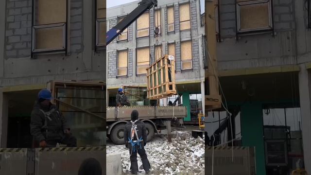 Стекло для Кампуса УрФУ прибыло! Начинаем монтаж!👍🏻