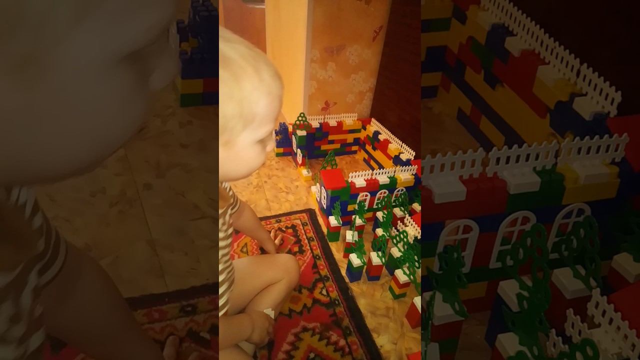 С папой конструктор собирали)