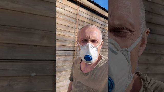 Обрабатываю бытовку кордщеткой