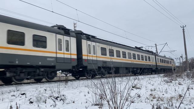 Электропоезд ЭП2Д-0019 пл.Захарово до ст.Лобня. 26.11.2024.