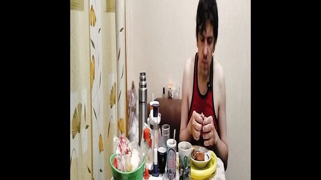ОБЖОР ИТИНГ БЛИНЫ С КУРИЦЕЙ МИРАТОРГ, ПЕРЕДАЮ ПРИВЕТЫ
