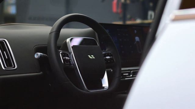 Оклейка автомобиля, КИТАЙЦЫ УДИВЛЯЮТ! Оклейка ЛИ7 В КРУГ!