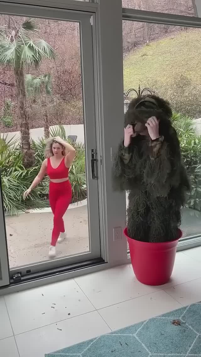 Последний парень 😂